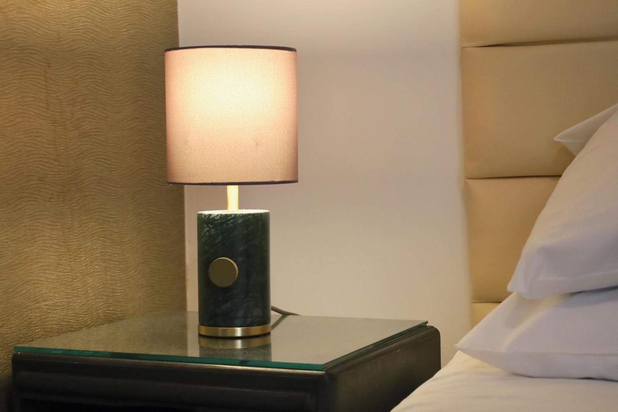 Brighton Inn Boutique Guest Accommodation Стая снимка