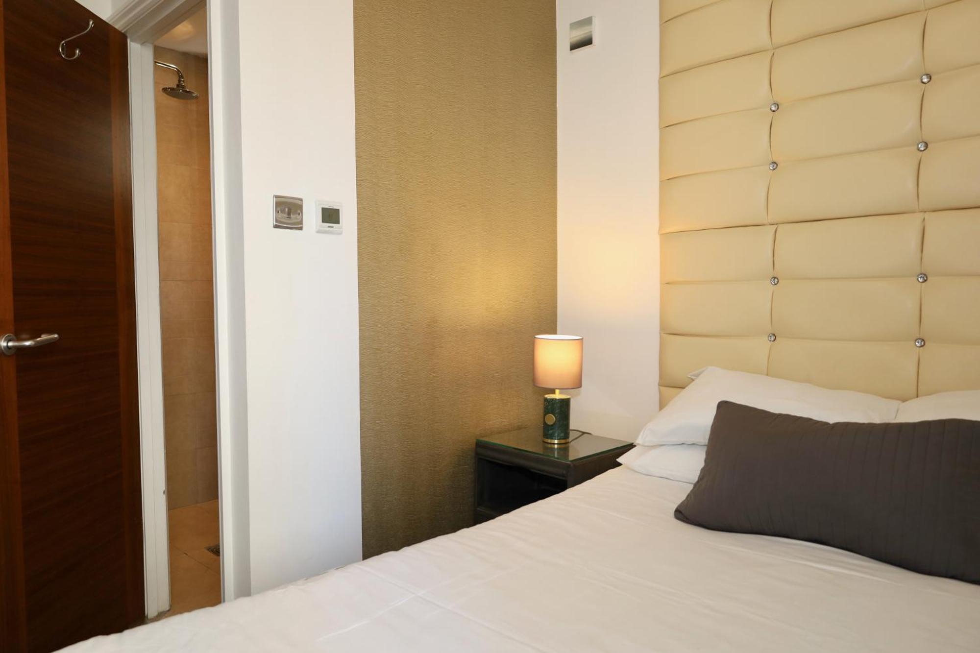 Brighton Inn Boutique Guest Accommodation Стая снимка